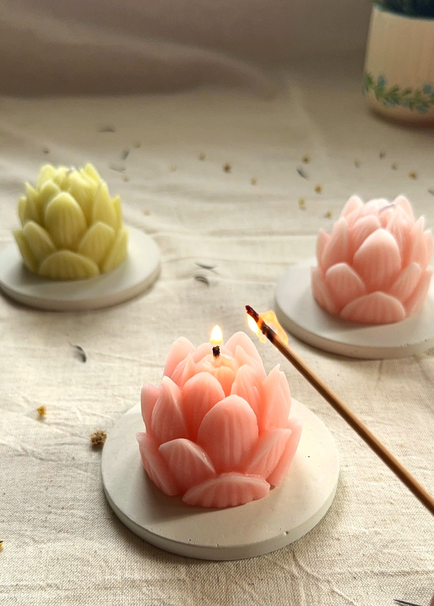 Lotus Candle (Unscented)