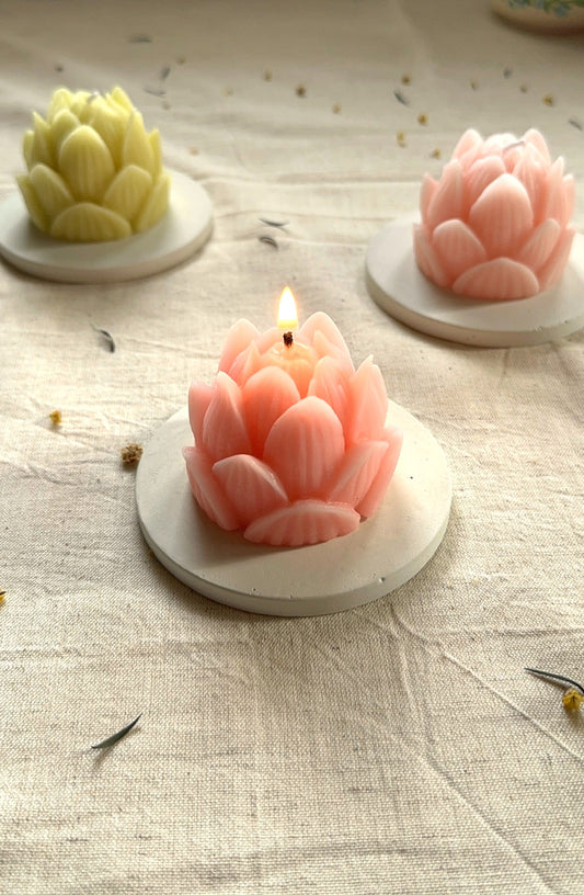 Lotus Candle (Unscented)