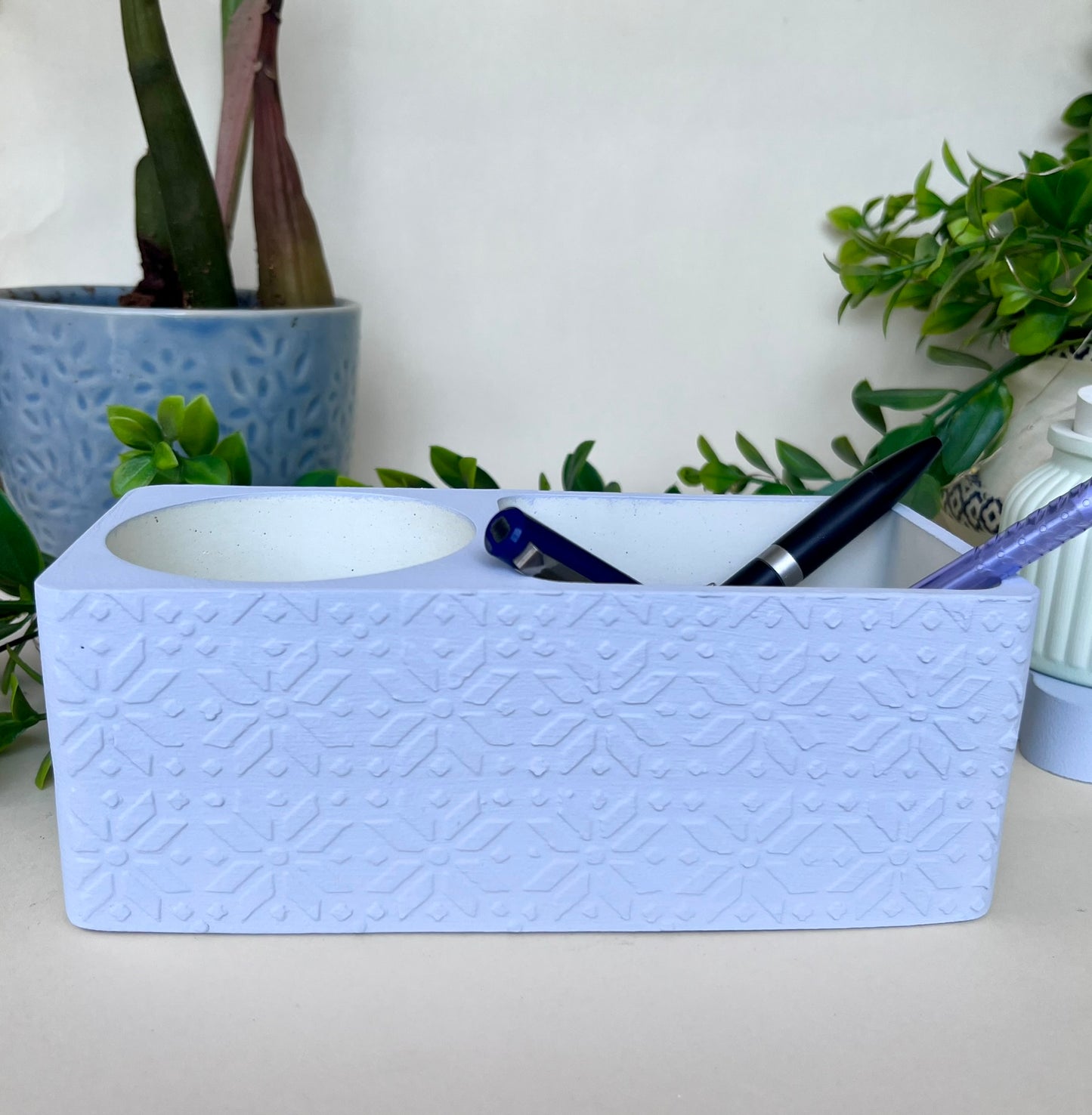 Handcrafted Pen Stand